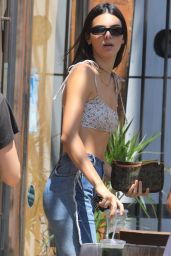 Kendall Jenner Street Style 08/11/2019