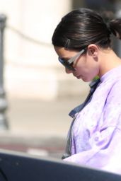 Kim Kardashian Street Style - Malibu 08/04/2019