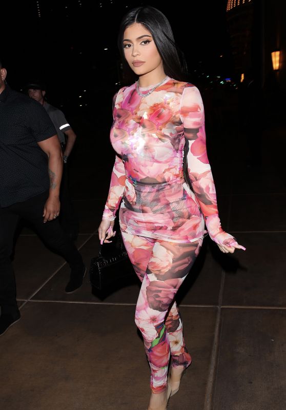 Kylie Jenner - Out in Las Vegas 08/27/2019