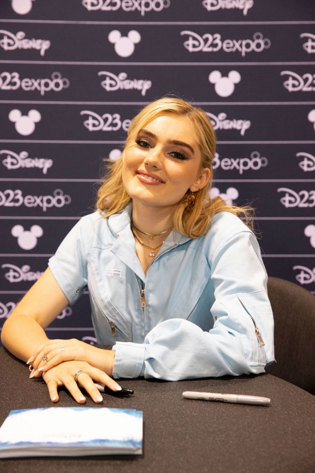meg donnelly d23 expo in anaheim 08 25 2019 2