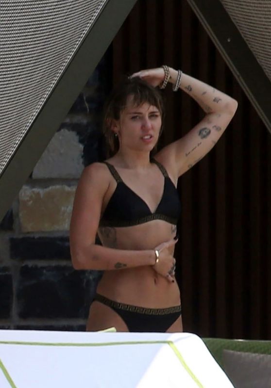 Miley Cyrus in a Bikini - Lake Como, Italy 08/09/2019