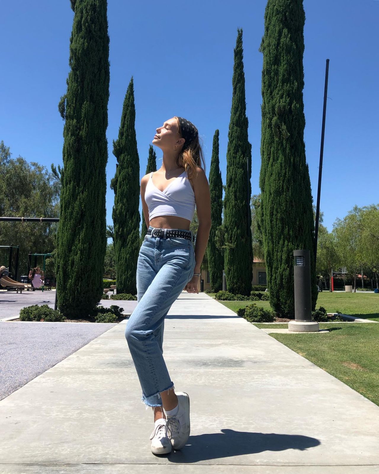 Nadia Turner - Social Media 08/22/2019 • CelebMafia