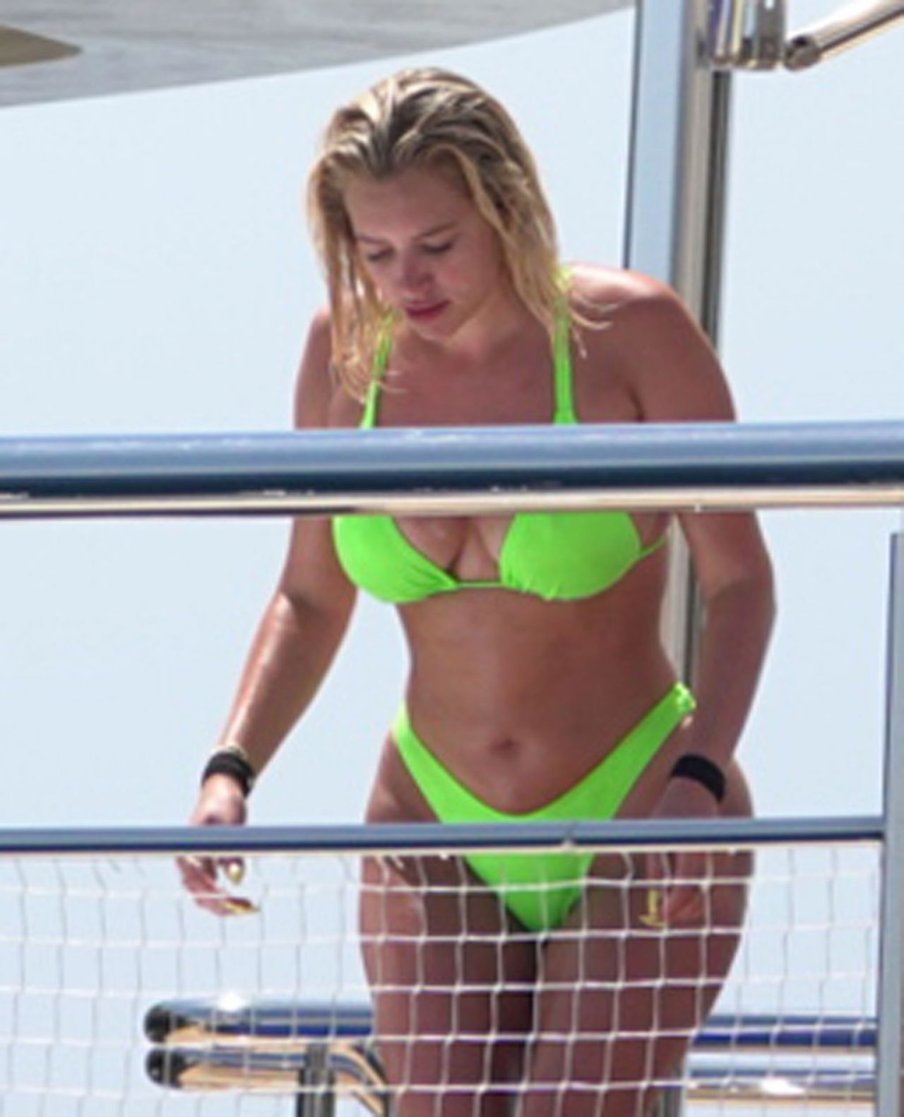 Stassie Karanikolaou in a Lime Green Bikini 08/08/20191280 x 1580