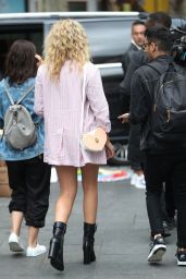 Tori Kelly in Shorts Suit at Global Offices in London 07/31/2019