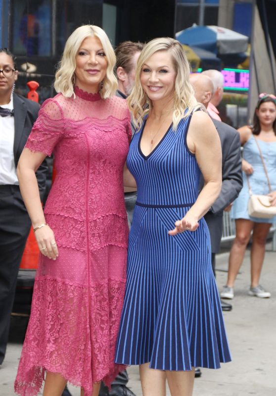 Tori Spelling and Jennie Garth at Strahan & Sara Show in NYC 08/06/2019
