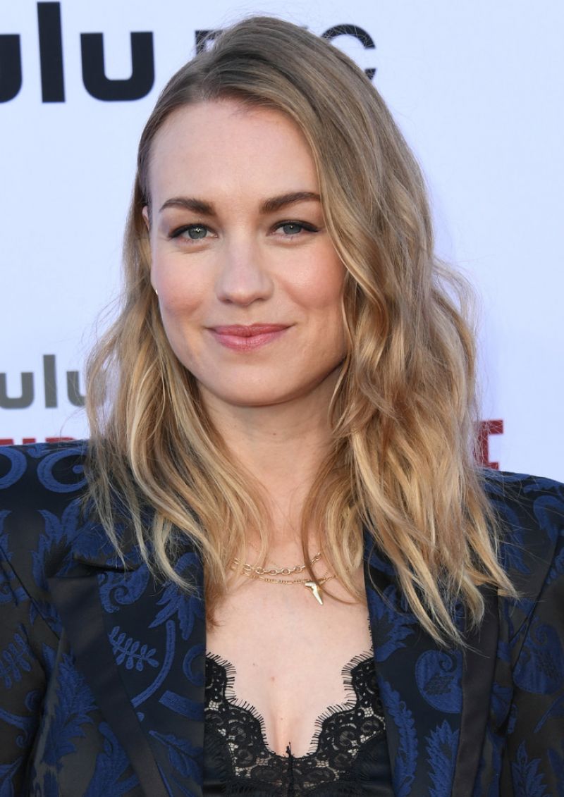 Yvonne Strahovski - "The Handmaid Tale´s" Season 3 Finale Premire