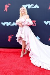 Zara Larsson – 2019 MTV Video Music Awards in Newark