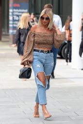 Billie Faiers – Leaving the ITV Offices in London 09/05/2019