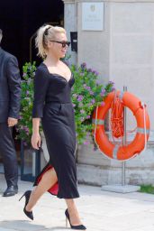 Billie Piper – Arriving at the 76th Venice Film Festival