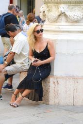 Billie Piper is Stylish - Venice, Italy 08/29/2019