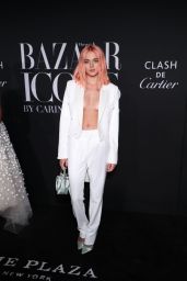 Charlotte Lawrence – 2019 Harper’s Bazaar ICONS Party in NY