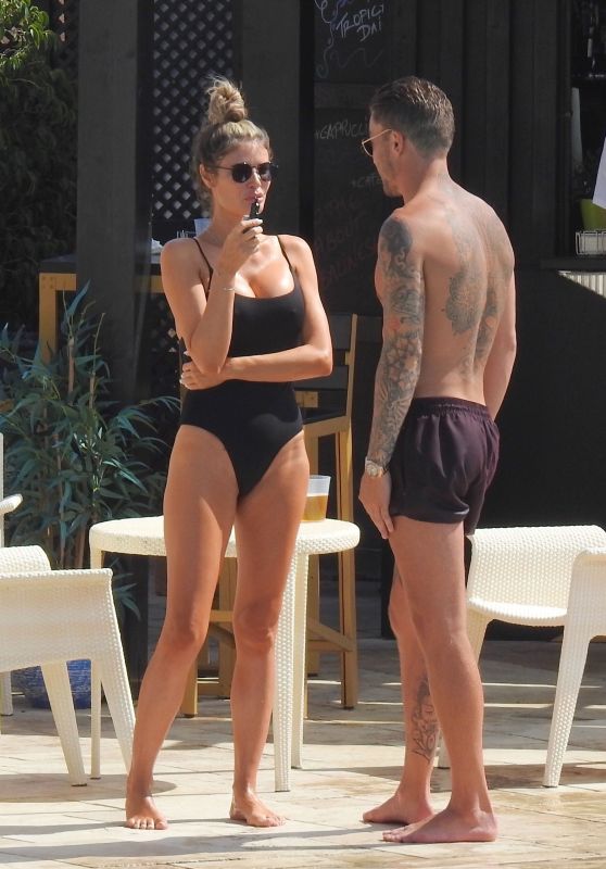 Chloe Sims - Filming "The Only Way Is Essex" in Marbella 09/18/2019