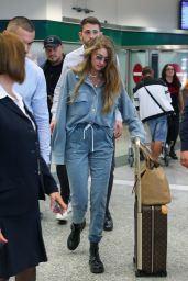 Gigi Hadid - Arriving in Milan 09/17/2019