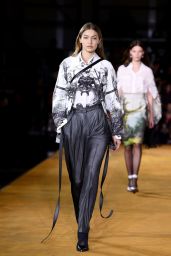 Gigi Hadid Walks Burberry Fashion Show in London 09/16/2019