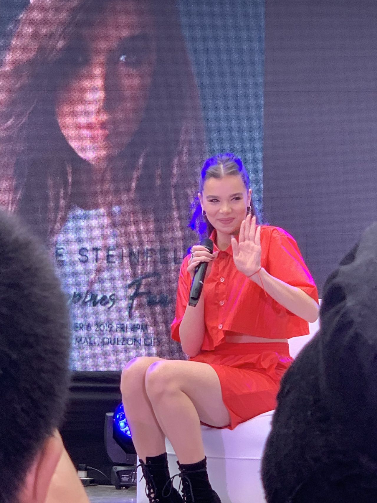 Hailee Steinfeld Doing Interviews In Manila 09 06 2019 • Celebmafia