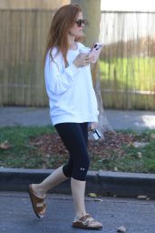 Isla Fisher - Receives a Parking Ticket in West Hollywood 09/24/2019