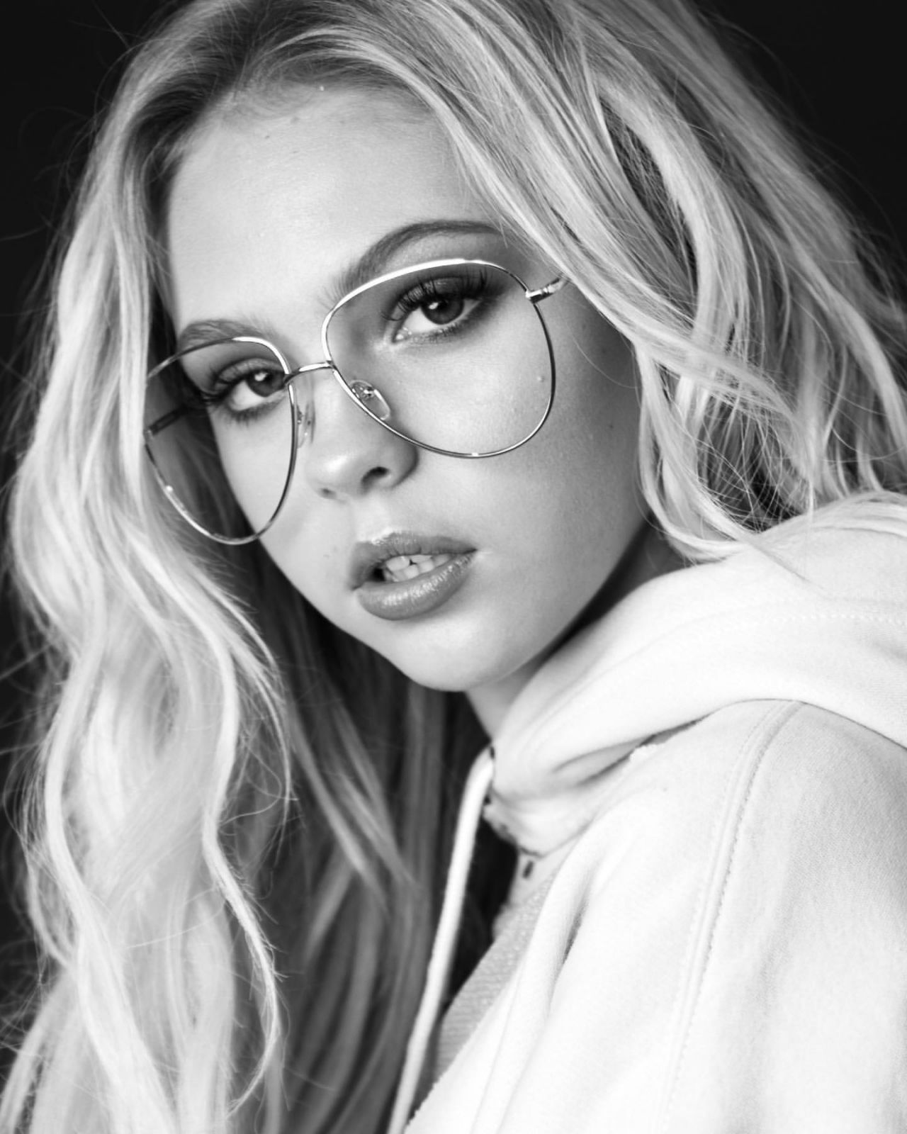 Jordyn Jones - Social Media 09/11/2019 • CelebMafia