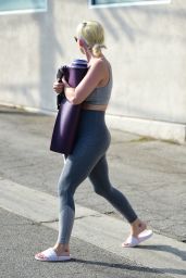 Katy Perry - Leaving a Yoga Studio in LA 09/16/2019