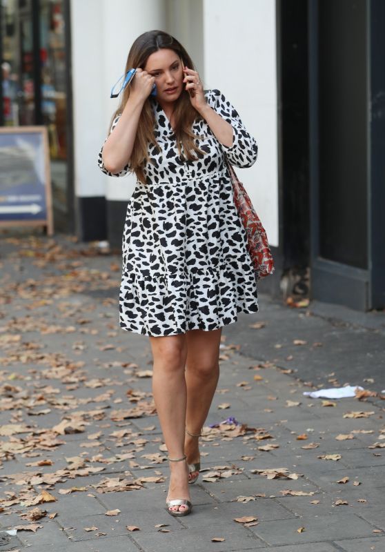 Kelly Brook in a Monochrome Cow Print Dress 09/04/2019