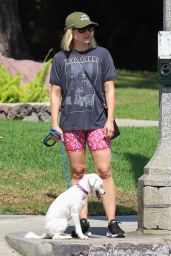 Kristen Bell in Pink Floral Shorts and a Vintage Grey T-Shirt 09/18/2019