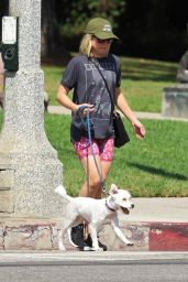 Kristen Bell in Pink Floral Shorts and a Vintage Grey T-Shirt 09/18/2019