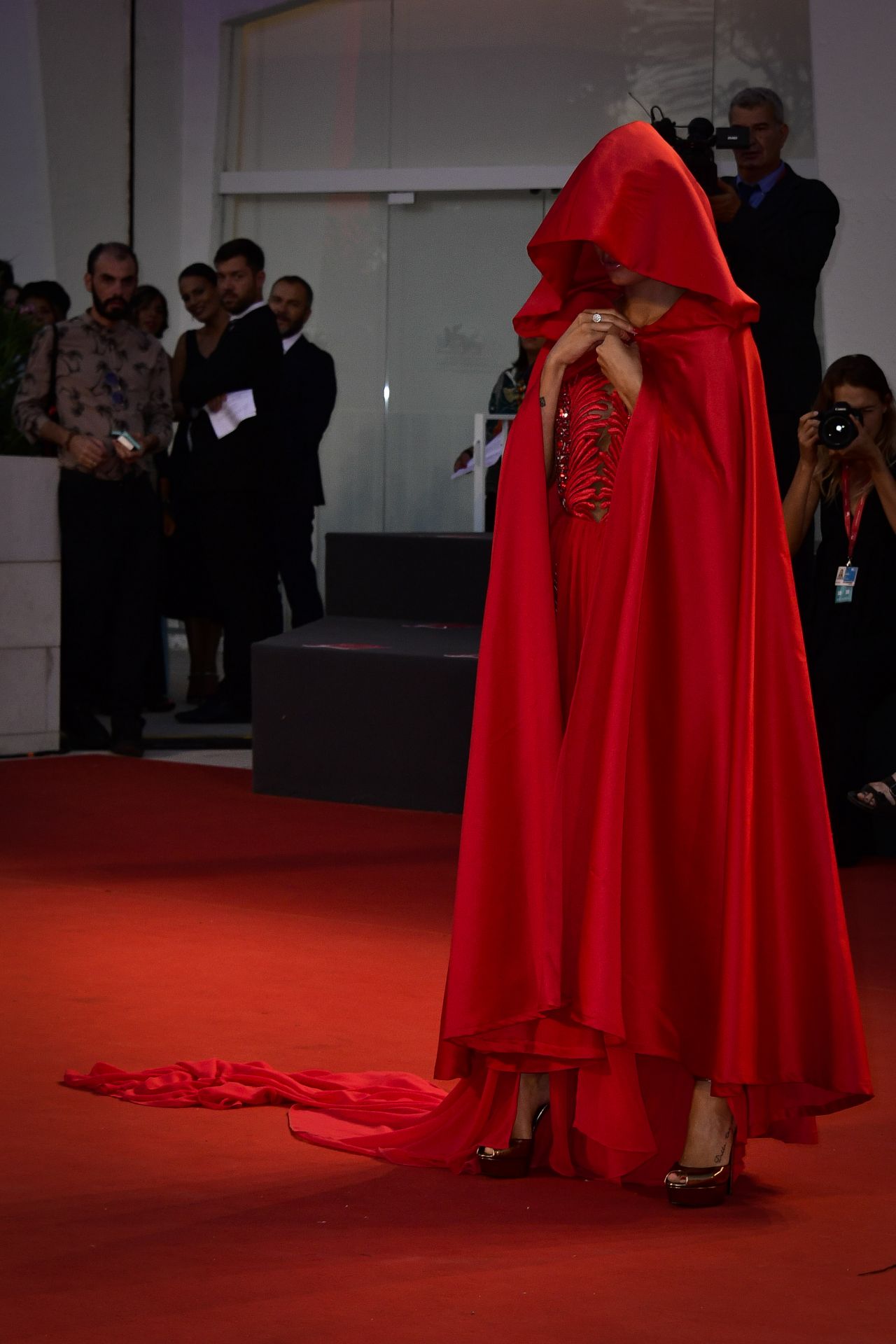 Featured image of post Ludovica Valli Marion Marion cotillard and guillaume canet arriving in cannes via nice aiport for the 2019 can