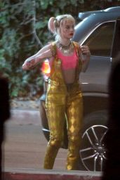 Margot Robbie - "Birds of Prey" Set in Los Angeles 09/05/2019