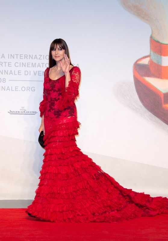 Monica Bellucci on Red Carpet - "Irreversible - Inversion Integrale" Premiere at the 76th Venice Film Festival