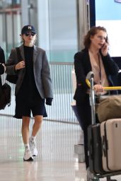 Natalia Dyer and Charlie Heaton Arrive at CDG Airport in Paris 09/23/2019