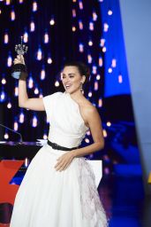 Penelope Cruz - Receives Donostia Award at San Sebastian Film Festival 09/27/2019