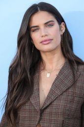 Sara Sampaio – 2015 Victoria’s Secret Fashion Show in New York City ...