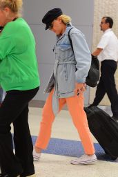 Scarlett Johansson in Travel Outfit - Arriving at JFK Airport in NYC 09/06/2019