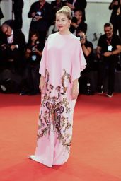 Sienna Miller – Kineo Prize Red Carpet at the 76th Venice Film Festival