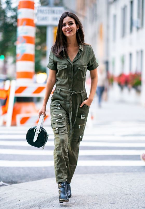 Victoria Justice Street Style 09/23/2019