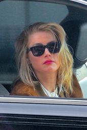 Amber Heard - Arriving at JFK Airport in New York 10/13/2019