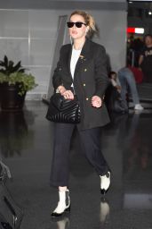 Amber Heard - John F. Kennedy Airport in New York 10/10/2019