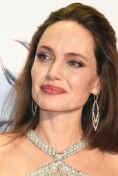 Angelina Jolie - "Maleficent: Mistress of Evil" Premiere in Tokyo