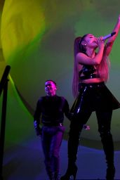 Ariana Grande - Sweetener World Tour in London 10/15/2019 • CelebMafia