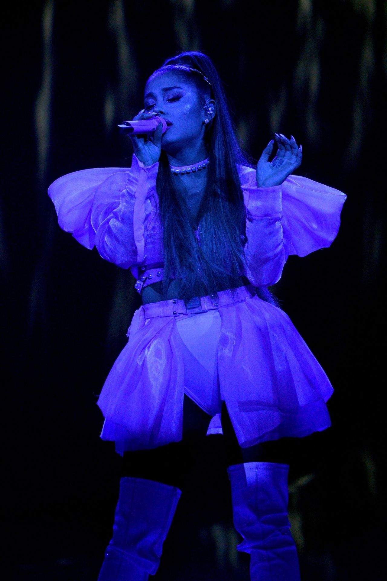 Ariana Grande Latest Photos Page 2 Of 42 Celebmafia