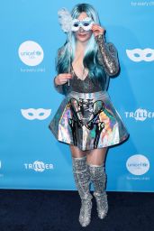 Avril Lavigne - 2019 UNICEF Masquerade Ball in West Hollywood