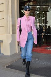 Bella Hadid Street Fashion 09/30/2019