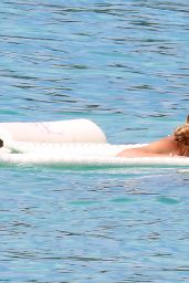 Caroline Wozniacki in a Bikini - Holiday in Barbados 10/28/2019