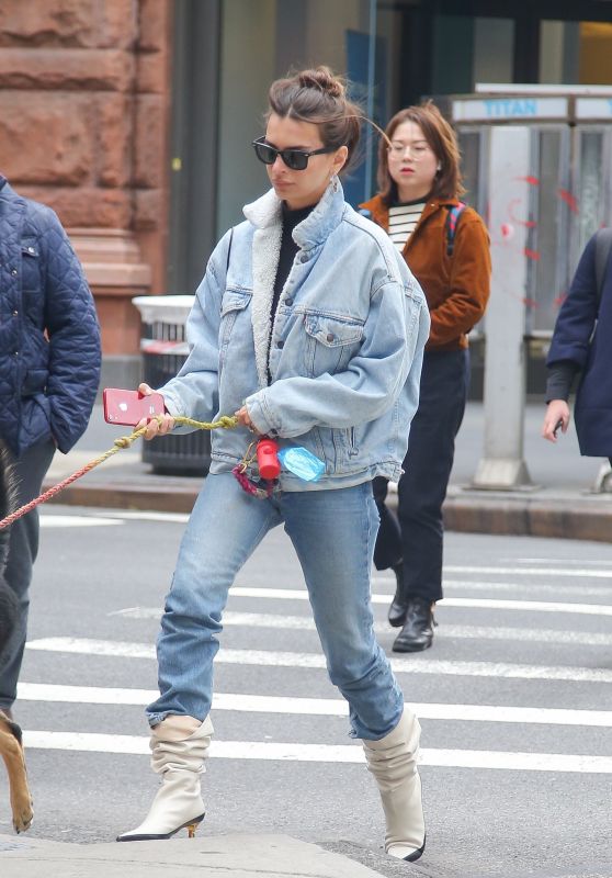 Emily Ratajkowski - Taking a Stroll With Her Dog in NY 10/17/2019