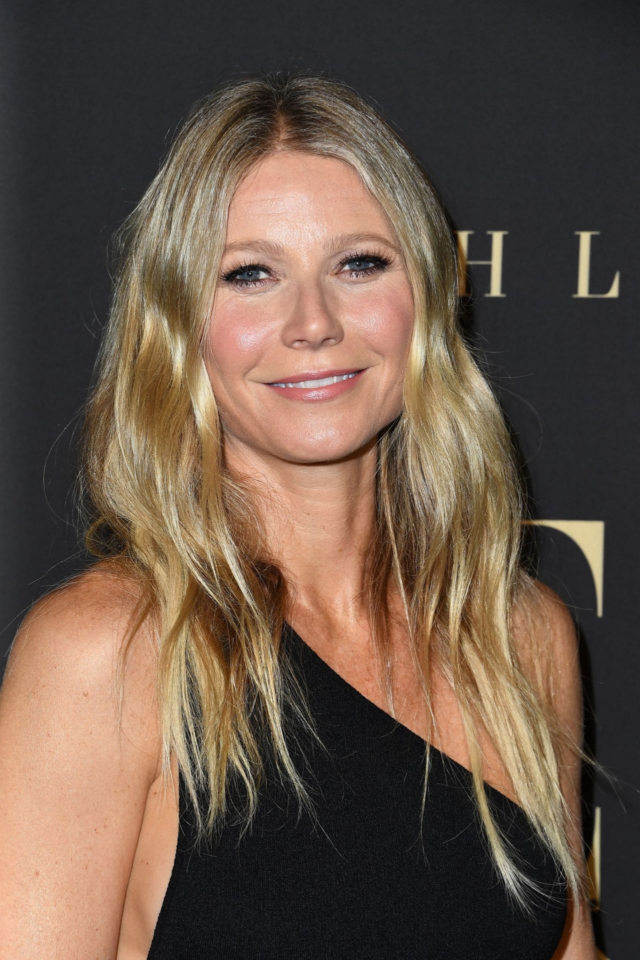 Gwyneth Paltrow – ELLE’s 2019 Women In Hollywood Event • CelebMafia