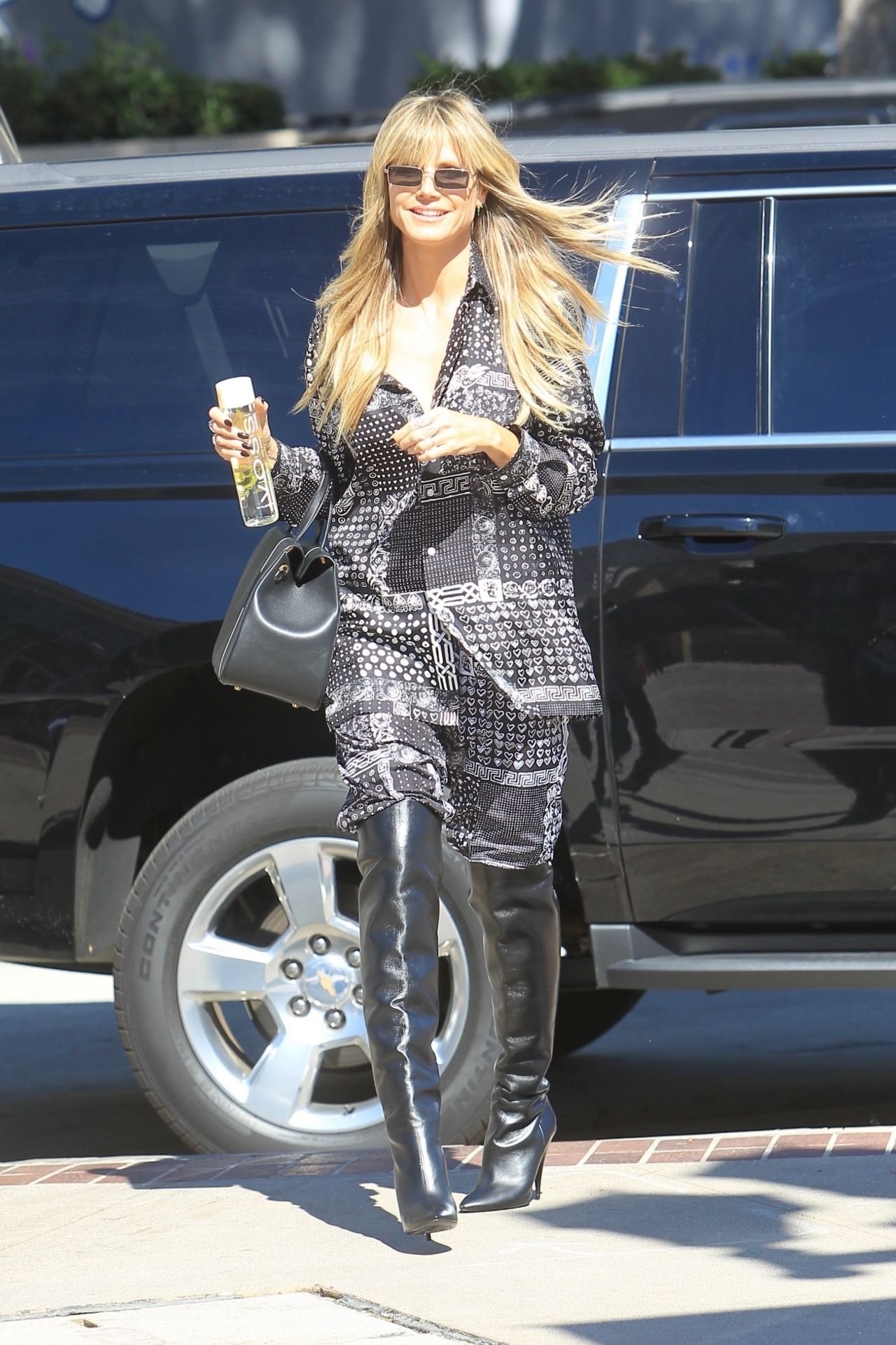 Heidi Klum - Arriving at Filming of "America's Got Talent Finals" in