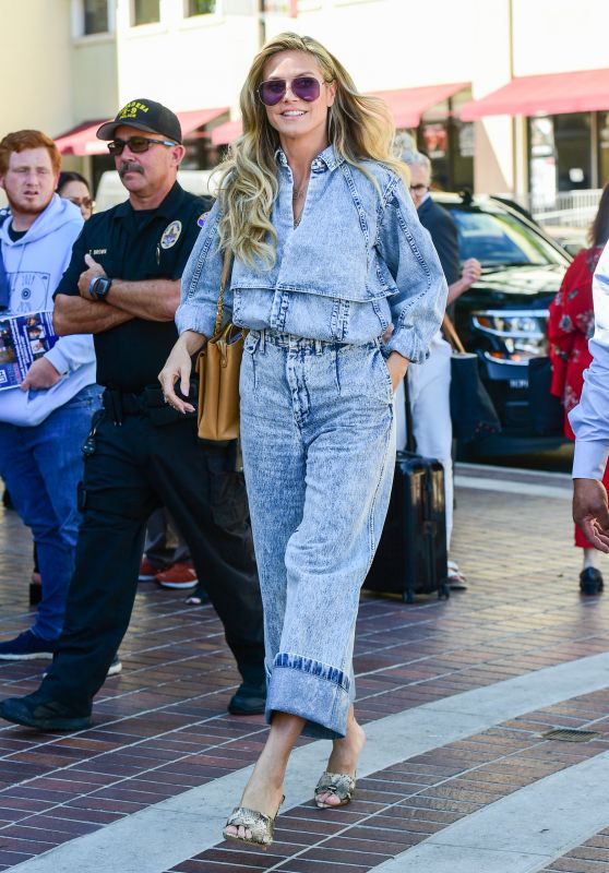 Heidi Klum Street Style - Los Angeles 10/06/2019