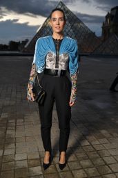 Jennifer Connelly – Louis Vuitton Show at Paris Fashion Week 10/01/2019