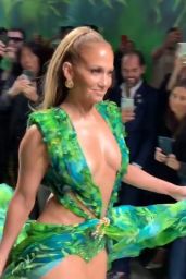 Jennifer Lopez - Social Media 10/21/2019