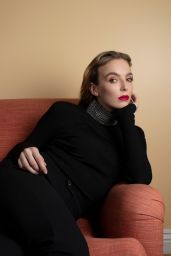 Jodie Comer - Photoshoot for LA Times April 2019