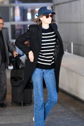 Kaia Gerber - Arriving at LAX in Los Angeles 10/02/2019